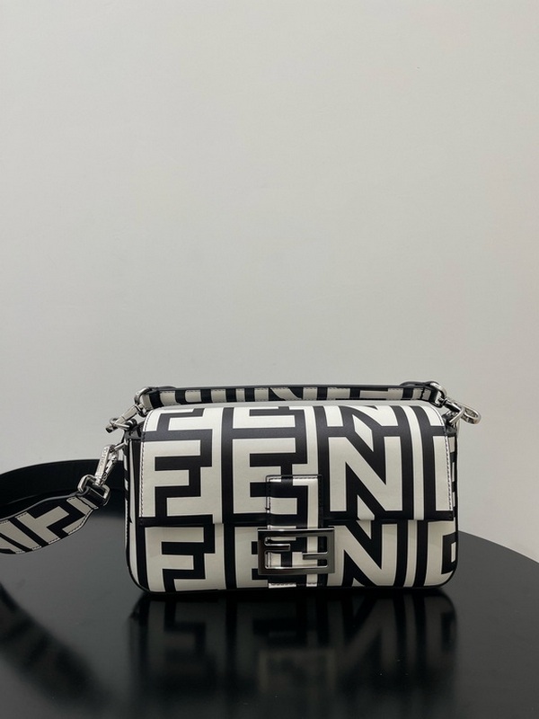 Fendi Handbags 11